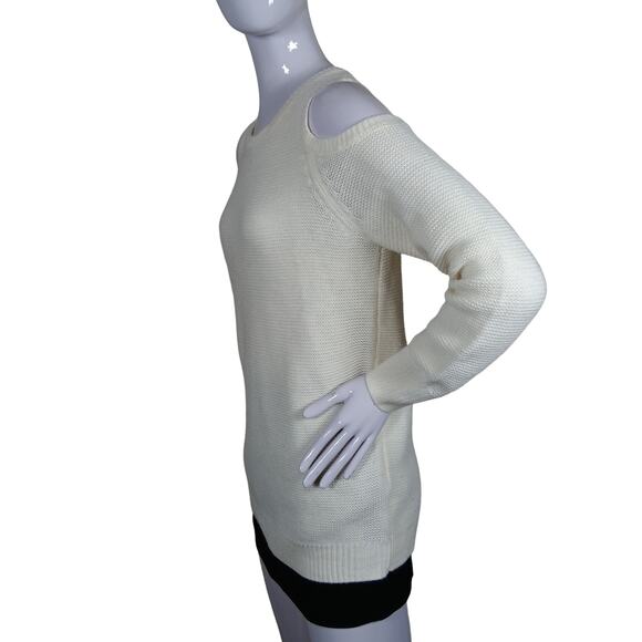 Mossimo Knit Sweater Top Size Small Off White Cold Shoulders Long Sleeve - Picture 3 of 9